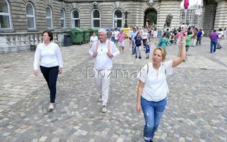 Dozmat - Torony kirándulás Budapestre a Nemzeti Galériába...