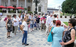 Dozmat - Torony kirándulás Budapestre a Nemzeti Galériába...